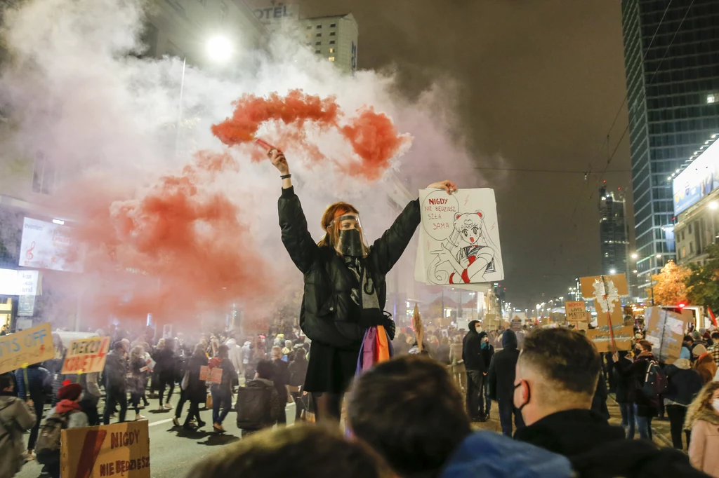 Zdjęcie ze strajku kobiet w Warszawie