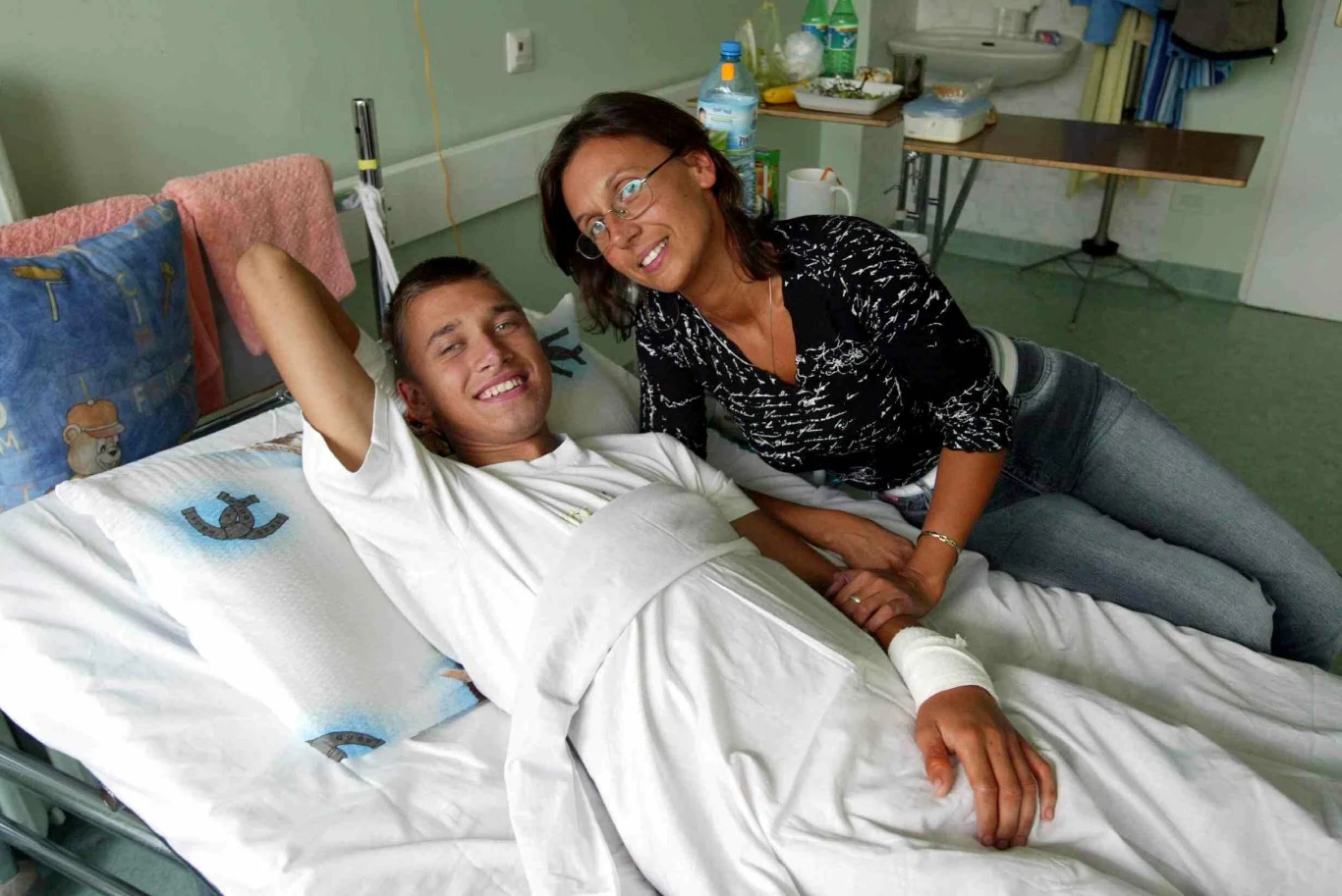 Sebastian Świerzyński z mamą w szpitalu Sebastian Świerzyński z mamą w szpitalu