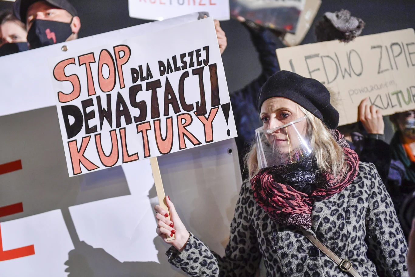 "Stop dla dalszej dewastacji kultury" - głosiło jedno z haseł "Stop dla dalszej dewastacji kultury" - głosiło jedno z haseł