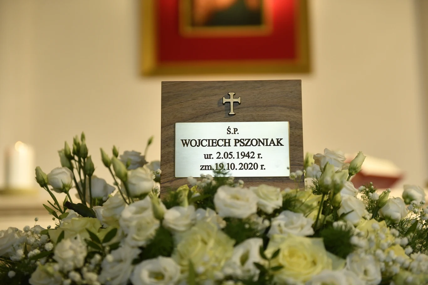 "Moryc Welt, Janusz Korczak, Robespierre - te wszystkie postaci będą miały na zawsze jego twarz. Grał z wnętrza emocjonalnie, ale jego role był też przemyślane intelektualnie" - mówił kapłan podczas kazania.