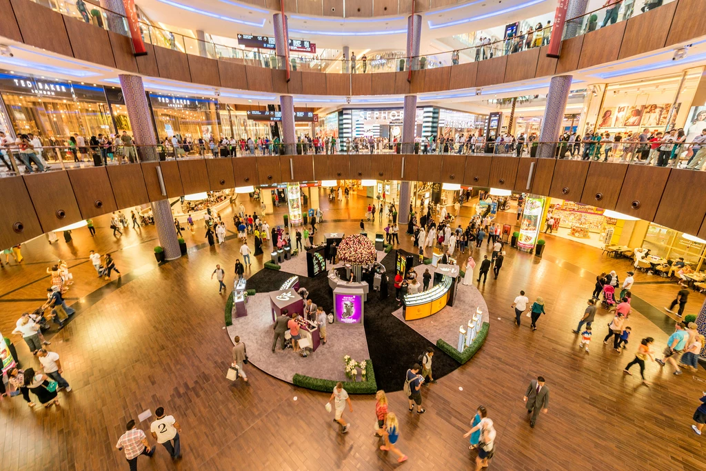 Dubai Mall - największe centrum handlowe świata z 1200 sklepami i ponad milionem m kw. powierzchni