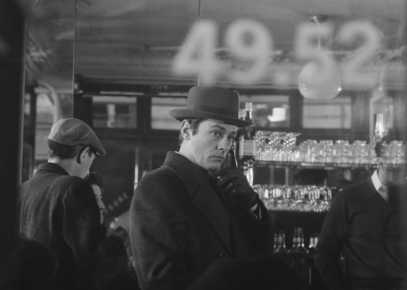 Paradoks polegał na tym, że skandal wcale nie zrujnował jego kariery, ale uczynił z niego jeszcze większą gwiazdę. To właśnie w 1976 roku zagrał swoją życiowa rolę w filmie "Pan Klein". Obraz Josepha Loseya został kilka miesięcy później uznany najlepszym francuskim filmem roku, zdobywając Cezara.