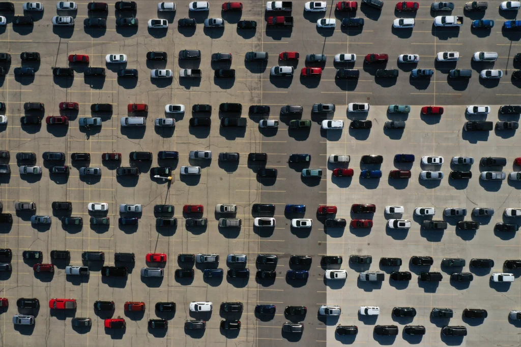 Niedawno w USA pękła również bariera 10 milionów zakażeń. 