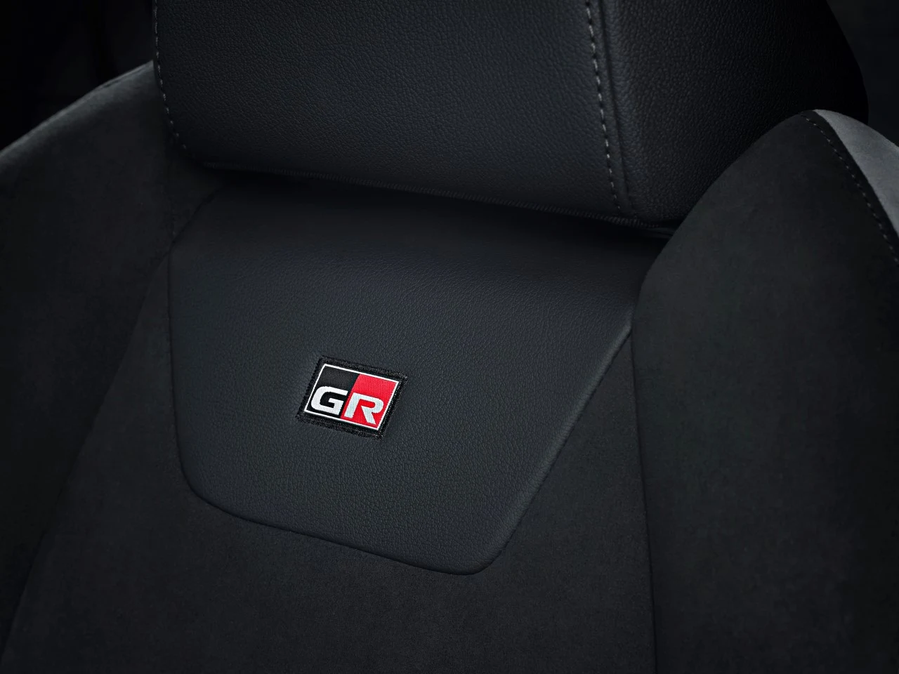 Toyota C-HR GR Sport