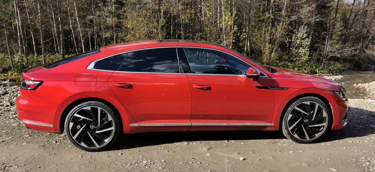 Volkswagen Arteon 2.0 TSI R-Line