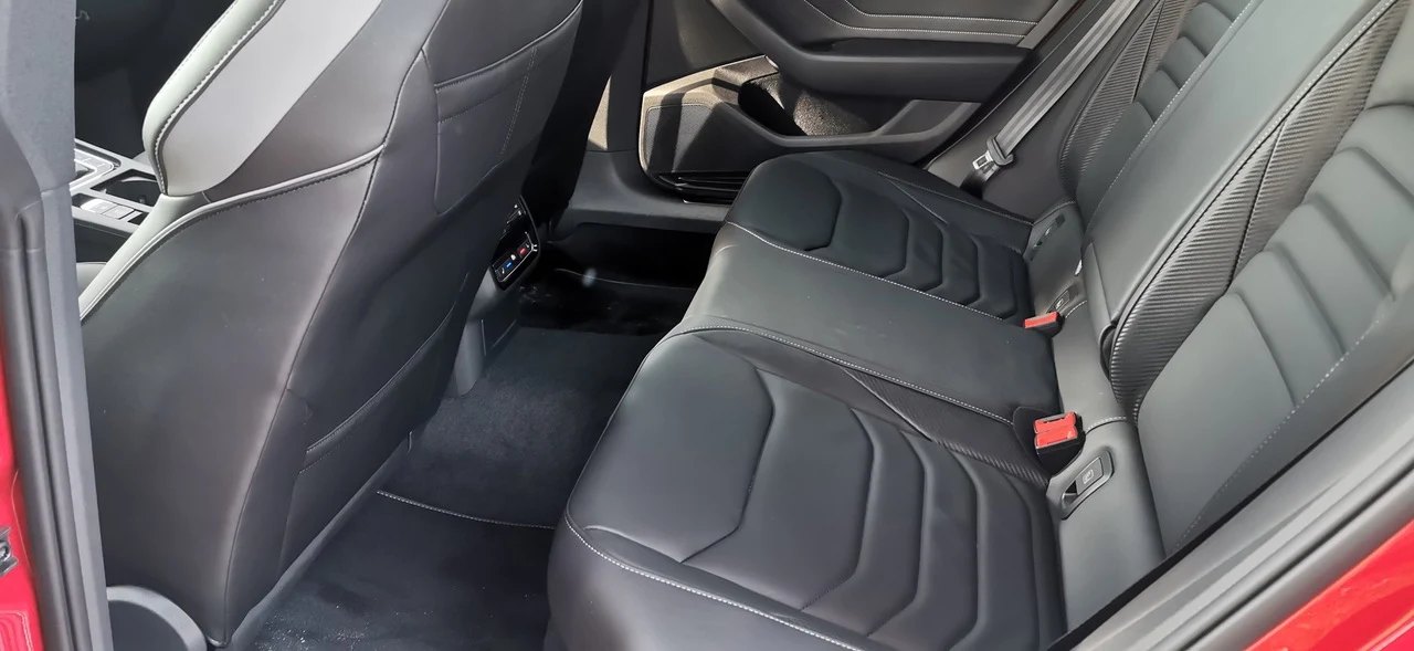 Volkswagen Arteon 2.0 TSI R-Line