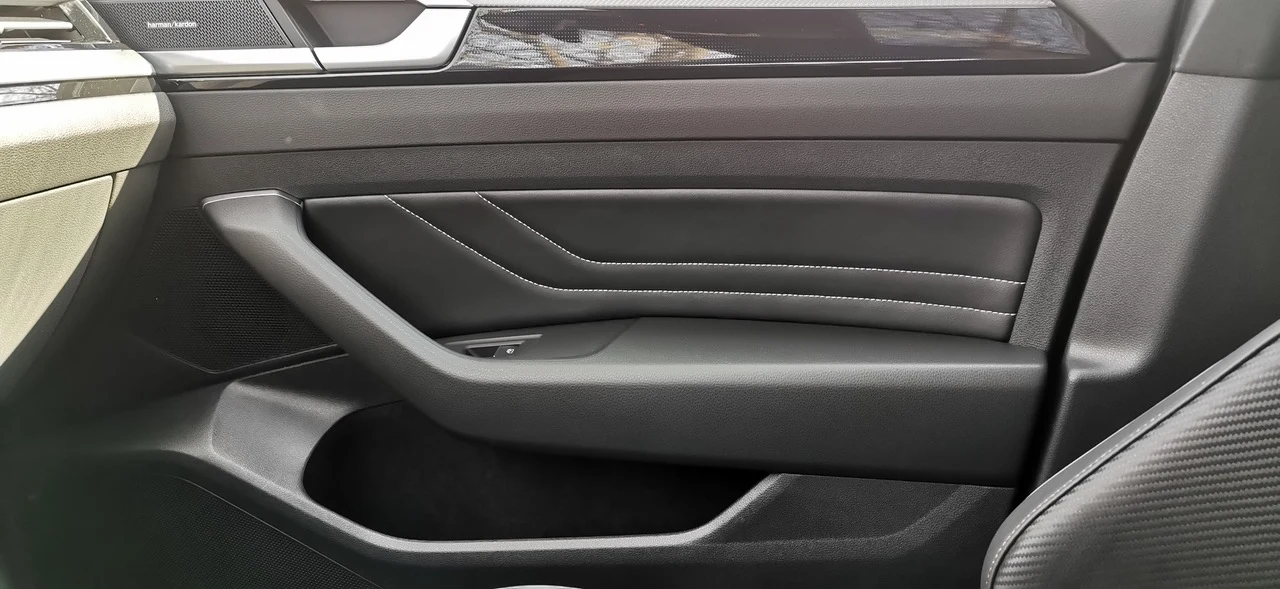 Volkswagen Arteon 2.0 TSI R-Line