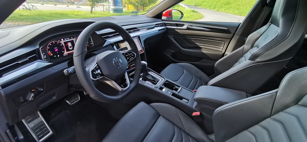 Volkswagen Arteon 2.0 TSI R-Line