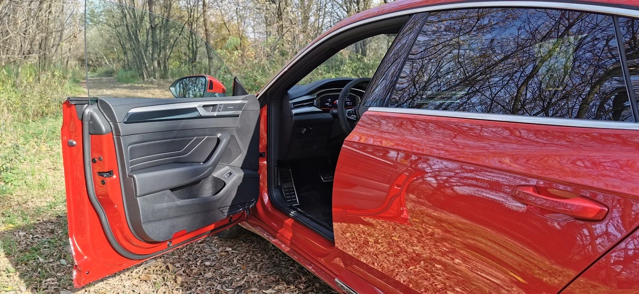 Volkswagen Arteon 2.0 TSI R-Line