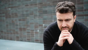 Przedłużająca się epidemia koronawirusa jest coraz mocniej odczuwalna na rynku pracy