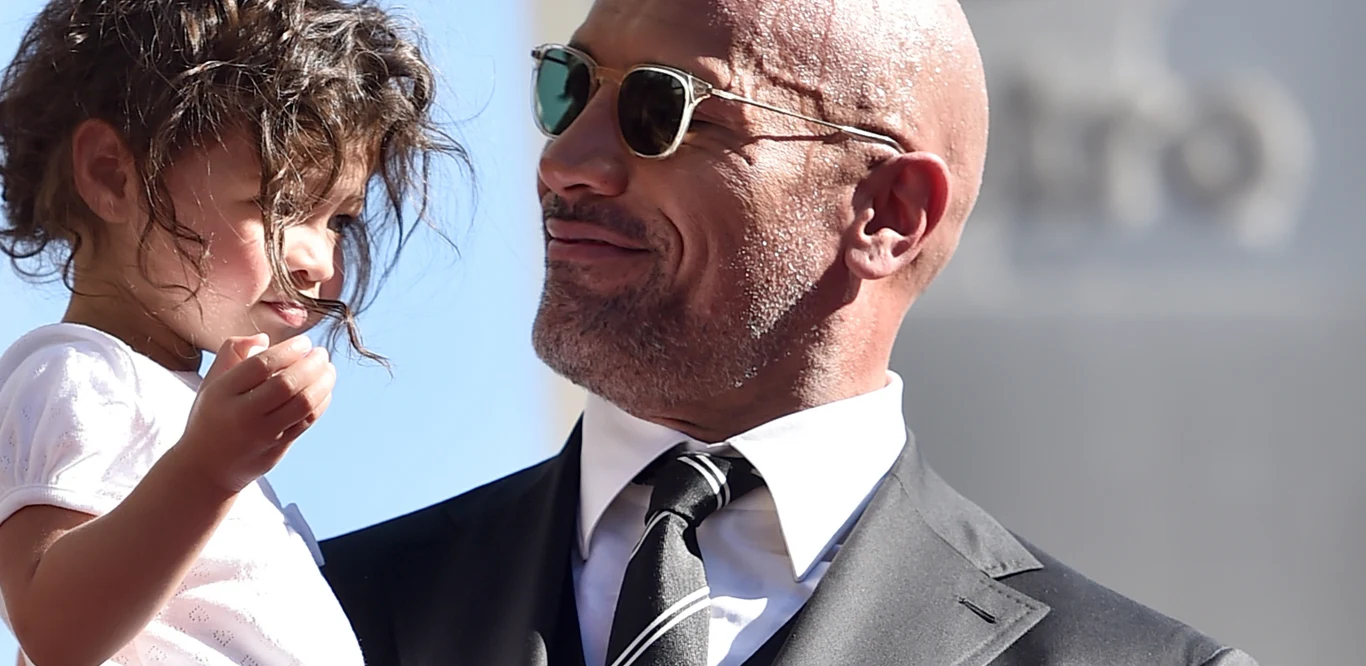 Może nie wszyscy pamiętają to wydarzenie, ale to właśnie The Rock pomógł 20 lat temu w ujawnieniu światu pierwszego Xboxa, a teraz historia zatacza koło i słynny wrestler i aktor ponownie podejmuje się współpracy z gigantem z Redmond. 