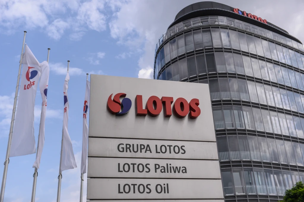 WZ Lotosu zgodziło się na warunkową sprzedaż części aktywów