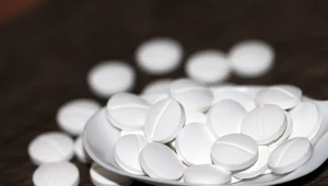 Kolejne odkrycia sugerują ciężarnym wzmożoną ostrożność w doborze leków przeciwbólowych  