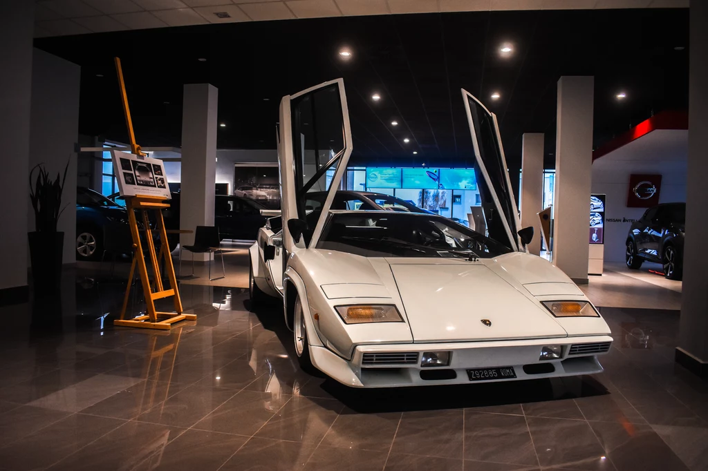 Lamborghini Countach LP400S