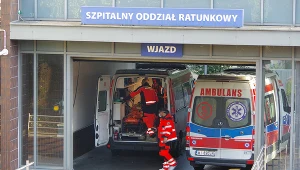 Białostocki szpital chce zatrudnić 54 pracowników medycznych. Na razie zgłosiło się  10 osób, zdjęcie ilustracyjne