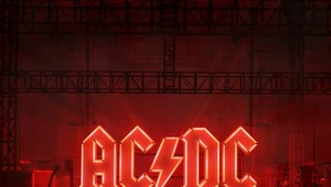 Klasyczne logo AC/DC na okładce płyty "Power Up"