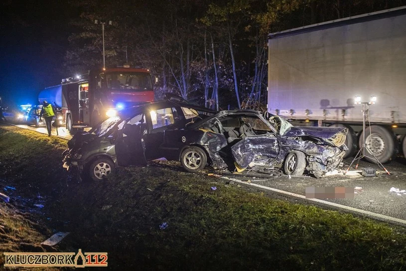 W wypadku zginął 25-latek, który usiłował uniknąć zderzenie z renault prowadzonym przez 71-latkę