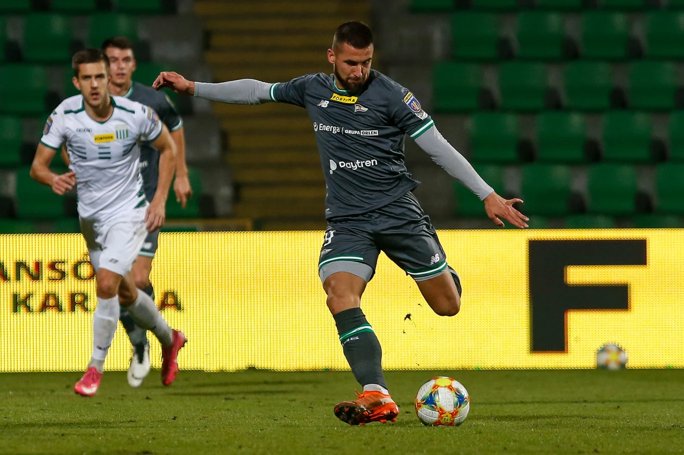 Łukasz Zwoliński w meczu z Olimpią Grudziądz Łukasz Zwoliński w meczu z Olimpią Grudziądz