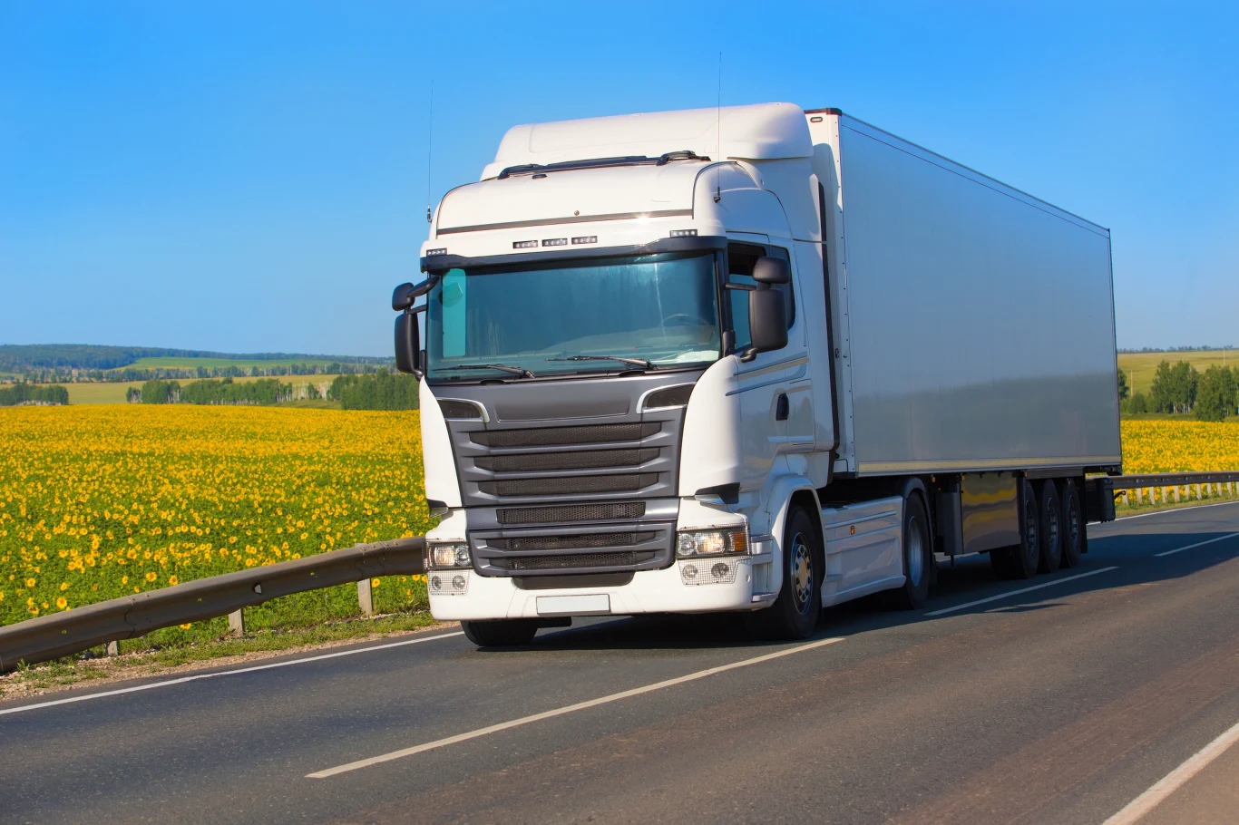 W Niemczech, Francji oraz szczególnie w Austrii pojawia się coraz więcej kontroli związanych z respektowaniem dyrektywy o płacy minimalnej i delegowaniu pracowników w transporcie W Niemczech, Francji oraz szczególnie w Austrii pojawia się coraz więcej kontroli związanych z respektowaniem dyrektywy o płacy minimalnej i delegowaniu pracowników w transporcie