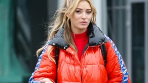 Były modne 20 lat temu, a teraz wracają do łask. Marcelina Zawadzka już je nosi