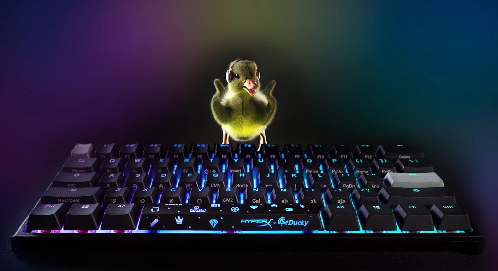 Efektem tej współpracy jest mechaniczna klawiatura gamingowa HyperX x Ducky One 2 Mini o wymiarach odpowiadających 60% standardowej klawiatury. Ten wyjątkowy produkt dostępny jest w limitowanych ilościach. Efektem tej współpracy jest mechaniczna klawiatura gamingowa HyperX x Ducky One 2 Mini o wymiarach odpowiadających 60% standardowej klawiatury. Ten wyjątkowy produkt dostępny jest w limitowanych ilościach.