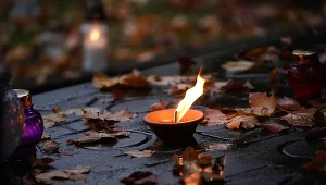 Cmentarz, zdj. ilustracyjne