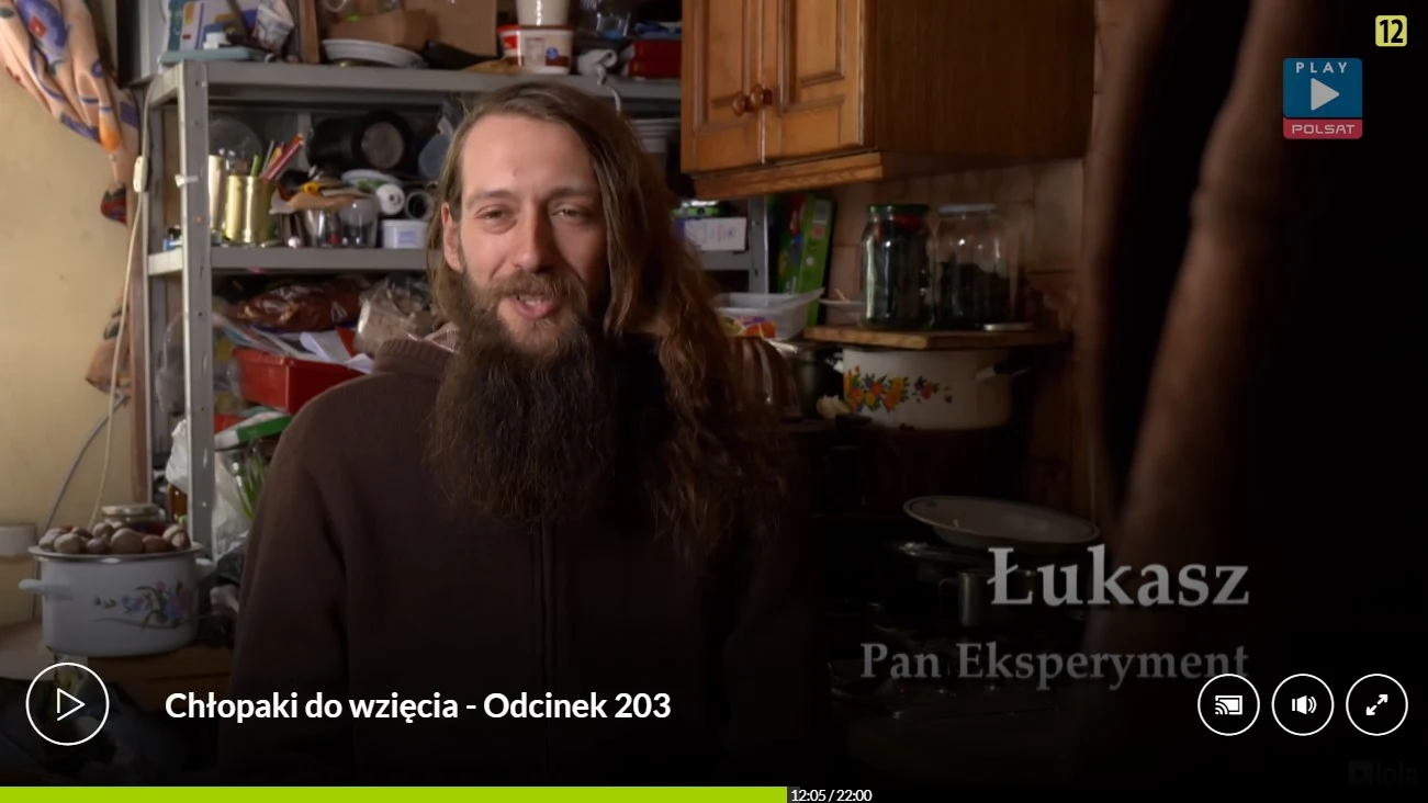 Tak mieszka Łukasz z show "Chłopaki do wzięcia", fot. screen z programu Tak mieszka Łukasz z show "Chłopaki do wzięcia", fot. screen z programu