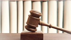 Byli pracownicy Biedronki przegrali w sądzie i wpadli w kłopoty