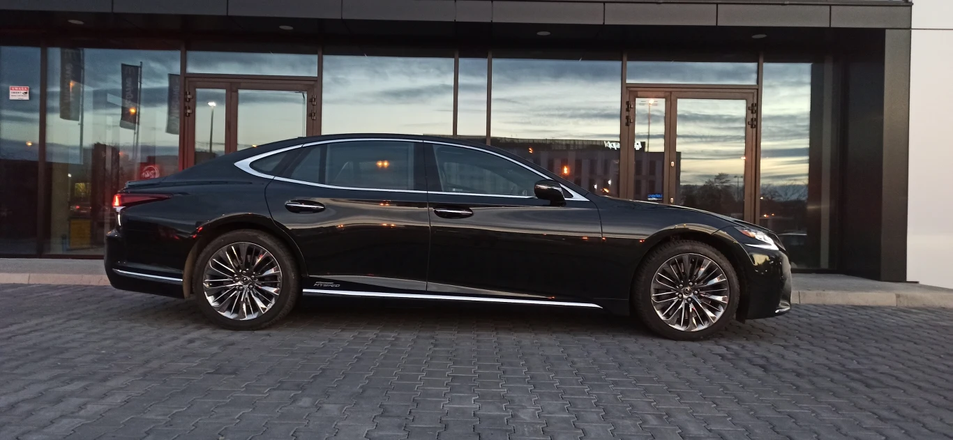 Lexus LS 500h