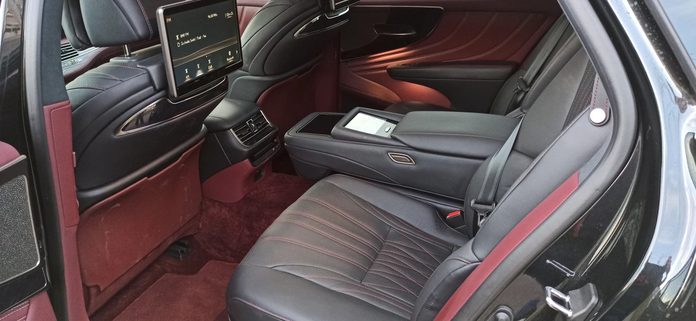 Lexus LS 500h