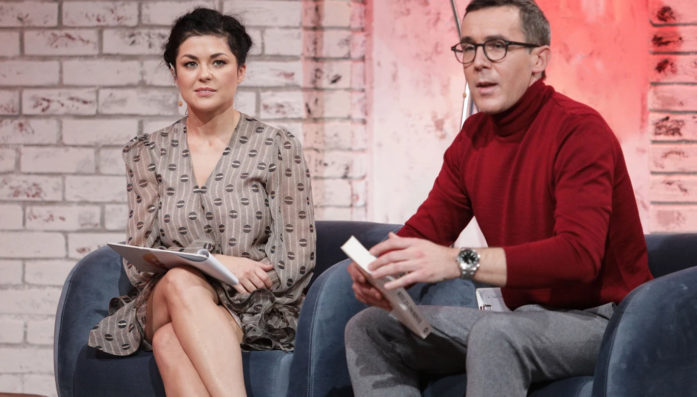 Katarzyna Cichopek i Maciej Kurzajewski podczas prowadzenia "Pytania na śniadnie"