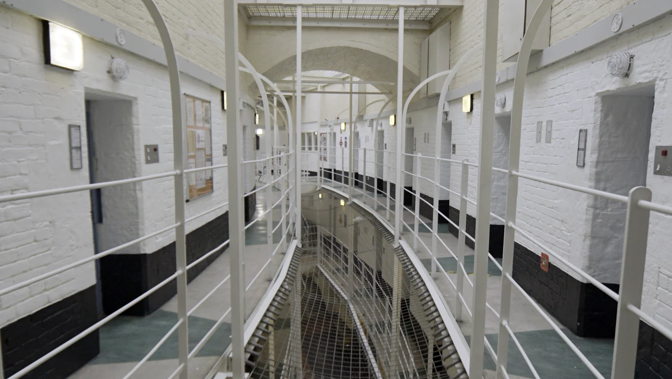 Ogromnym problemem, z którym zmaga się zakład w Durham jest także zdrowie psychiczne osadzonych. Blisko 1000 więźniów przysługuje zaledwie jeden specjalista.