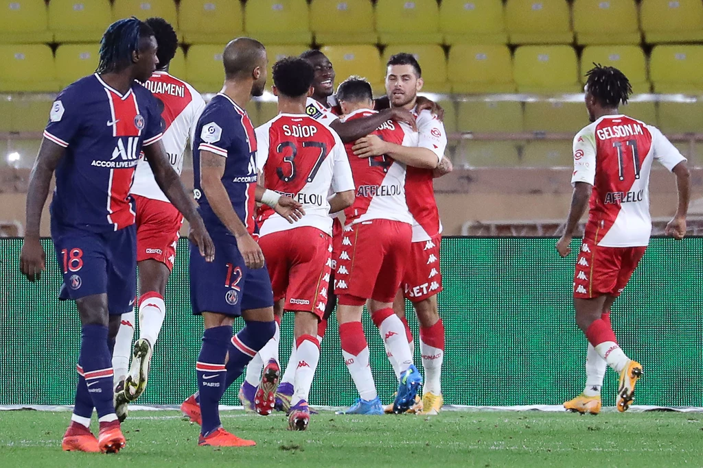 Piłkarze AS Monaco cieszą się po zwycięstwie z PSG Piłkarze AS Monaco cieszą się po zwycięstwie z PSG