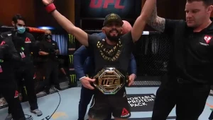 Deiveson Figueiredo pokonał Alexa Pereza przez poddanie