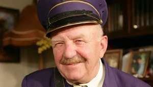Jerzy Turek jako listonosz ze "Złotopolskich"