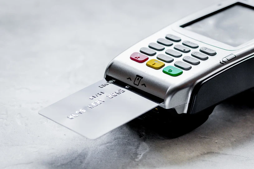 Do 150 euro zwrotu za przedświąteczne zakupy opłacane kartą we Włoszech Do 150 euro zwrotu za przedświąteczne zakupy opłacane kartą we Włoszech