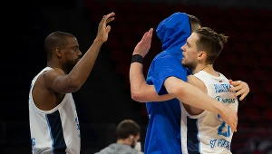 Mateusz Ponitka (pierwszy z prawej)