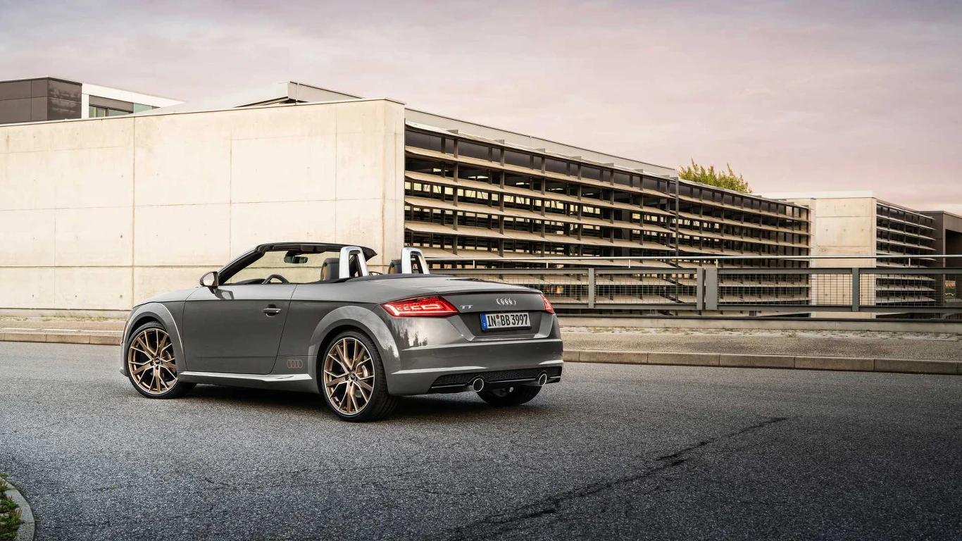 Audi TT bronze selection