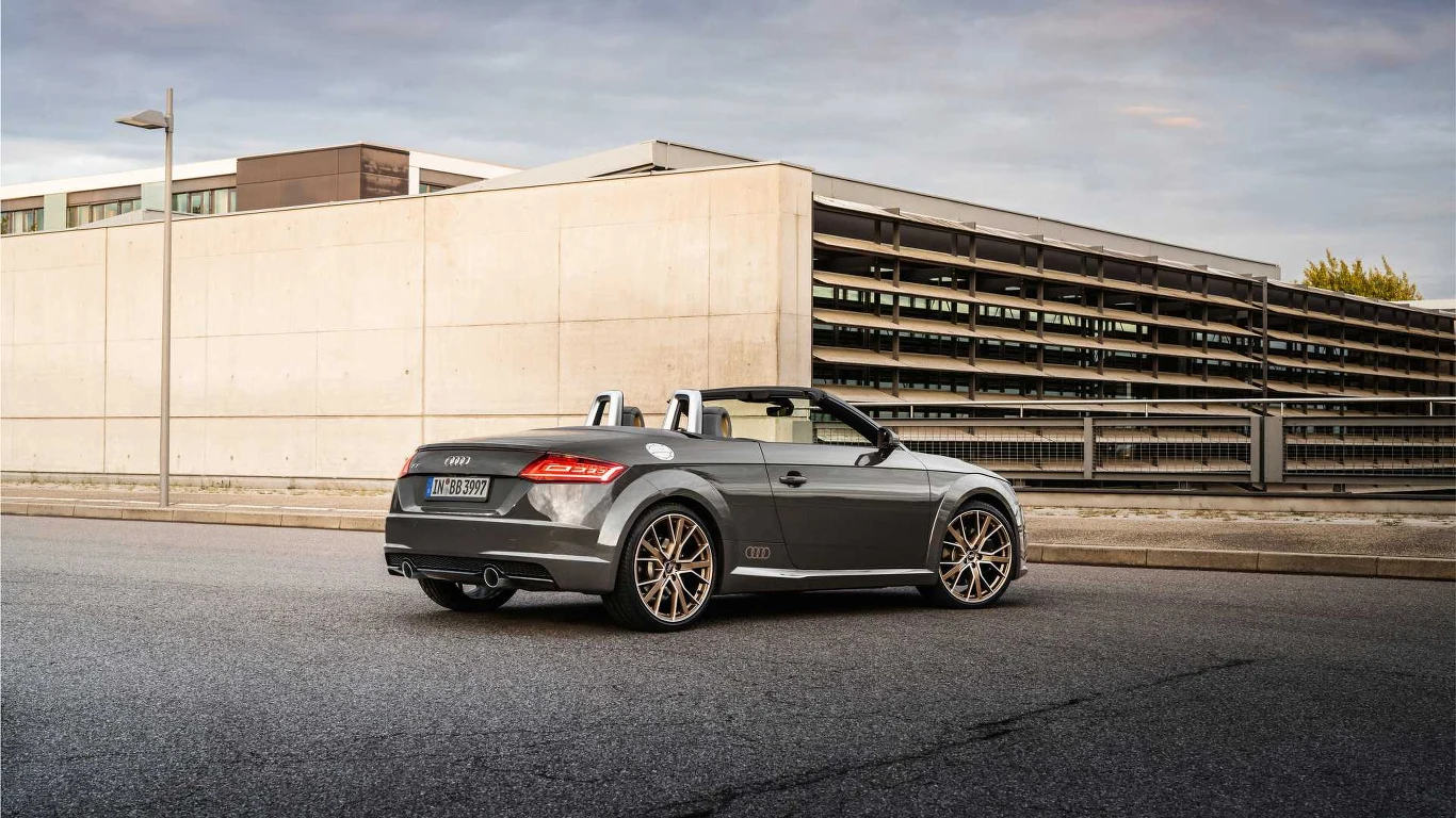 Audi TT bronze selection