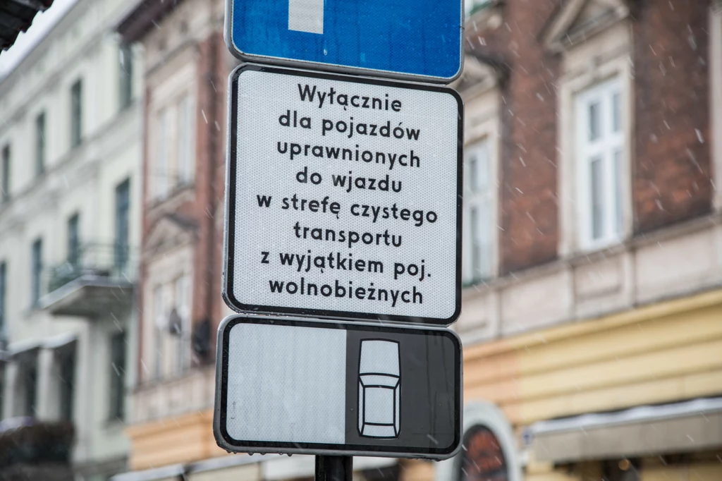 Strefy czystego transportu budzą dużo negatywnych emocji i PIS-owi nie śpieszy się do ich wprowadzenia