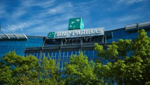 Do ​800 pracowników ma być zwolnionych z BNP Paribas Bank Polska. Nz. centrala w Warszawie