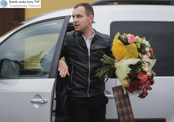 Wielu fanów programu "Rolnik szuka żony" uważa, że Paweł jest już po ślubie