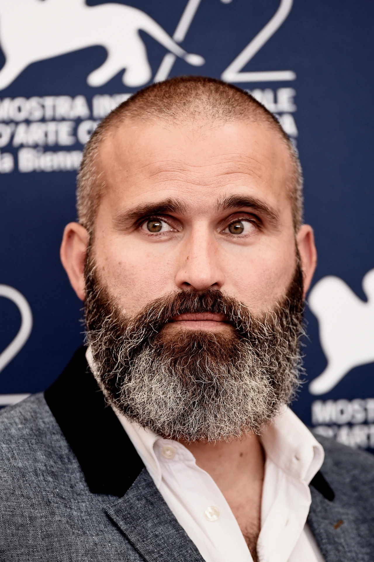 jednym z jurorów został producent Rene Ezra jednym z jurorów został producent Rene Ezra