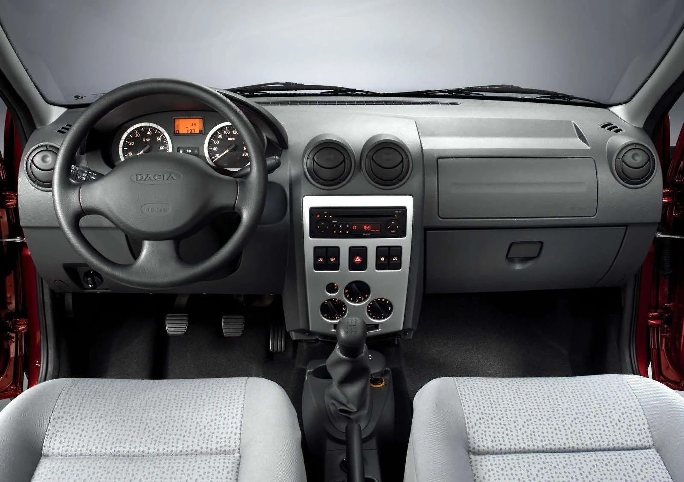 Dacia Logan pierwszej generacji