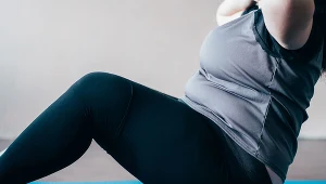 Najnowsze wyniki badań zaskakują! Śmiech skuteczniej buduje mięśnie brzucha niż regularny trening! 