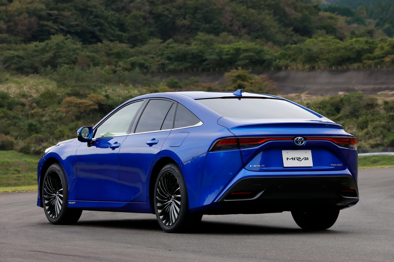 Toyota Mirai Toyota Mirai