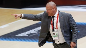 Mike Taylor podczas meczu z Izraelem