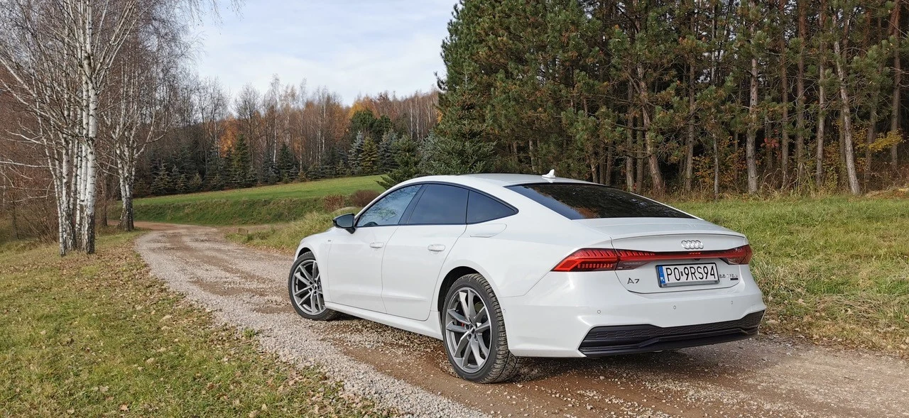 Audi A7 55 TFSI e na zdjęciach