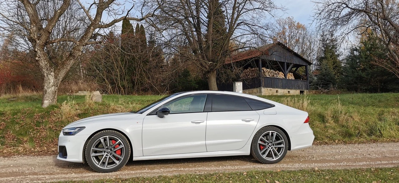 Audi A7 55 TFSI e na zdjęciach