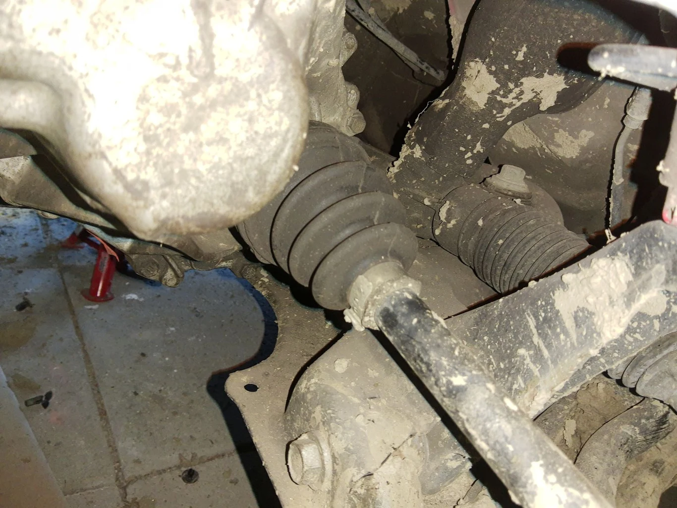 Weryfikacja stanu osłon przegubów trwa kilka sekund...